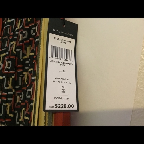 BCBG MAXAZRIA One OF A KIND PLEATED SKIRT - Picture 8 of 12